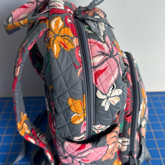 Vera Bradley Coastal Paradise Floral Quilted Backpack Purse - Picture 5 of 7